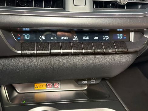 New 2026 Lexus UX 300h AWD image 23
