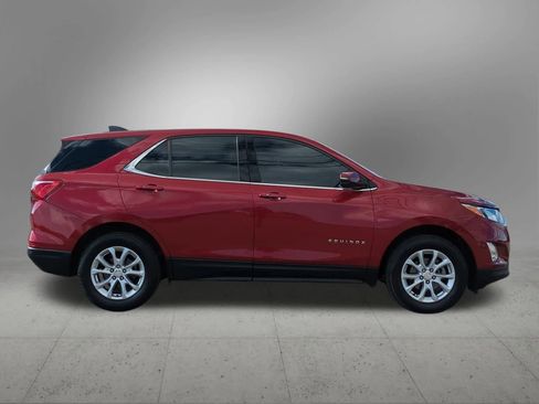 Used 2019 Chevrolet Equinox LT w/ Driver Convenience Package image 7