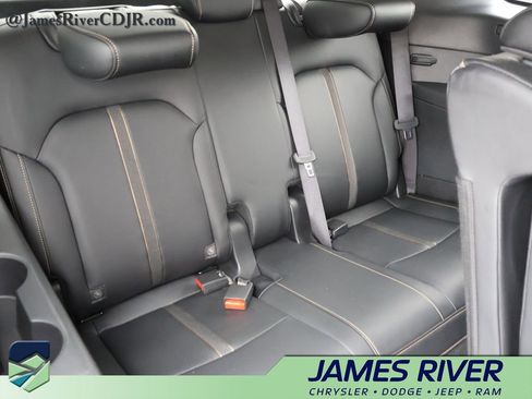 Used 2025 MAZDA CX-90 3.3 Turbo w/ Select Package AWD/4WD image 13