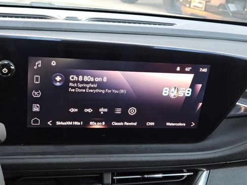 Used 2025 Buick Envista Preferred image 12