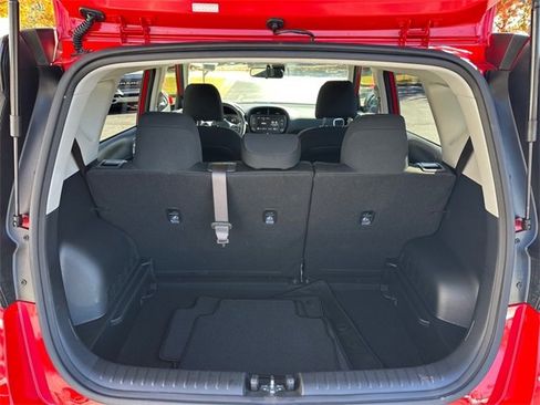 Used 2023 Kia Soul LX w/ LX Technology Package image 25