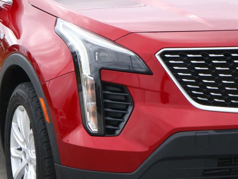 Used 2022 Cadillac XT4 Luxury image 9