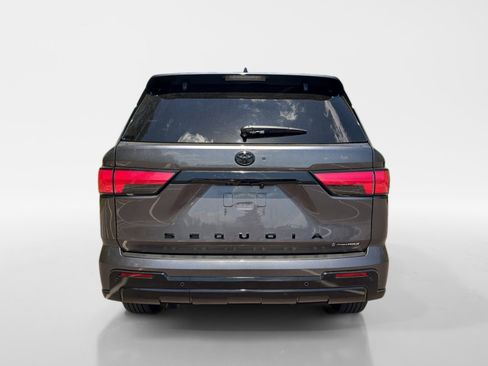 Used 2026 Toyota Sequoia Platinum image 4