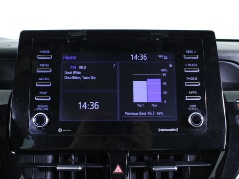 Used 2022 Toyota Camry LE image 22