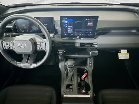 Certified 2026 Toyota RAV4 SE AWD/4WD image 27