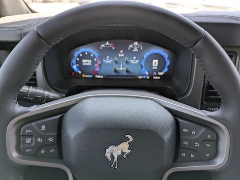 New 2025 Ford Bronco Badlands image 26