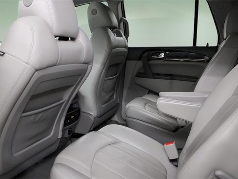 Used 2015 Buick Enclave Leather image 19