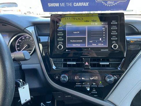 Used 2024 Toyota Camry LE image 33