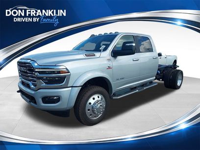 New 2026 RAM 4500 4x4 Crew Cab DRW w/ Laramie Trim Package
