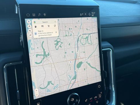 Used 2025 GMC Yukon Denali image 18