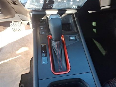 New 2026 Nissan Kicks SR image 15