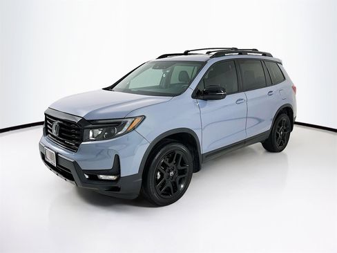 Used 2024 Honda Passport Black Edition image 3