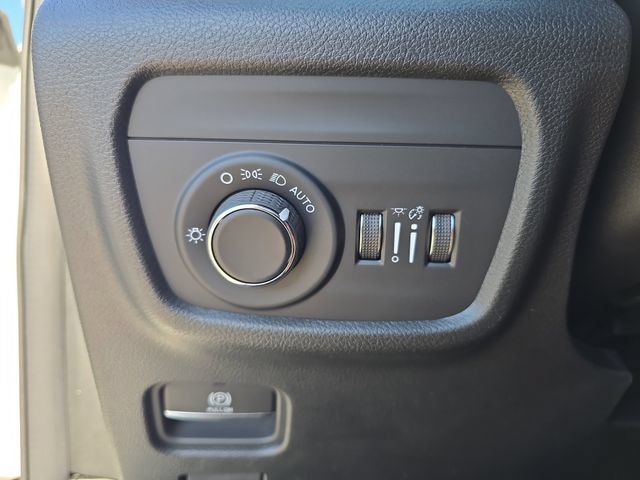 New 2026 Jeep Grand Cherokee Laredo X AWD/4WD image 23