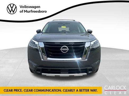 Used 2024 Nissan Pathfinder Platinum w/ Cargo Package AWD/4WD image 3