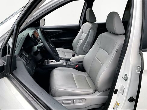 Certified 2023 Honda Passport EX-L image 15