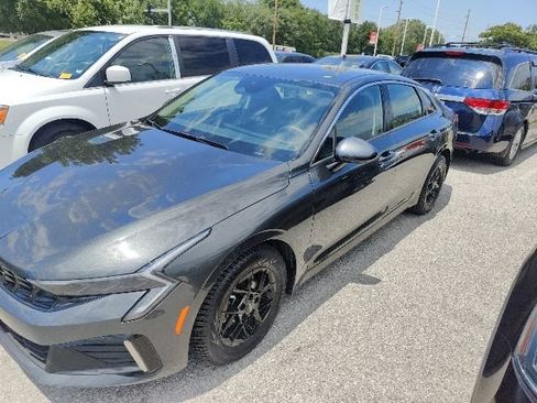 Used 2025 Kia K5 LXS FWD image 3