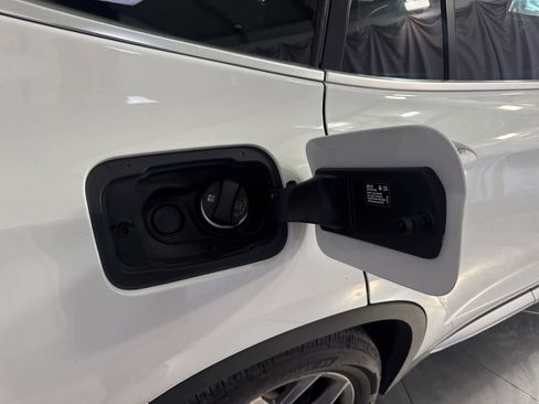 Used 2022 BMW X3 sDrive30i w/ Premium Package 2 (ZPA) RWD image 16