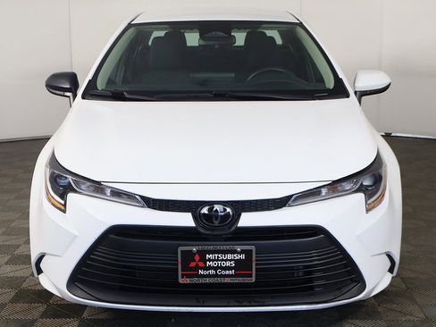 Used 2024 Toyota Corolla LE image 8