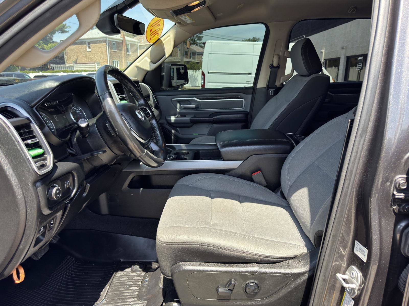 Used 2020 RAM 1500 Big Horn AWD/4WD image 17