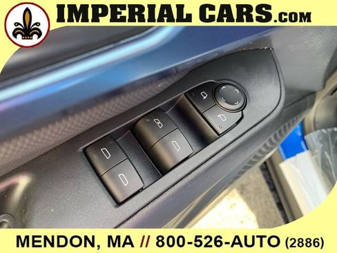 New 2026 Chevrolet Equinox EV LT image 16