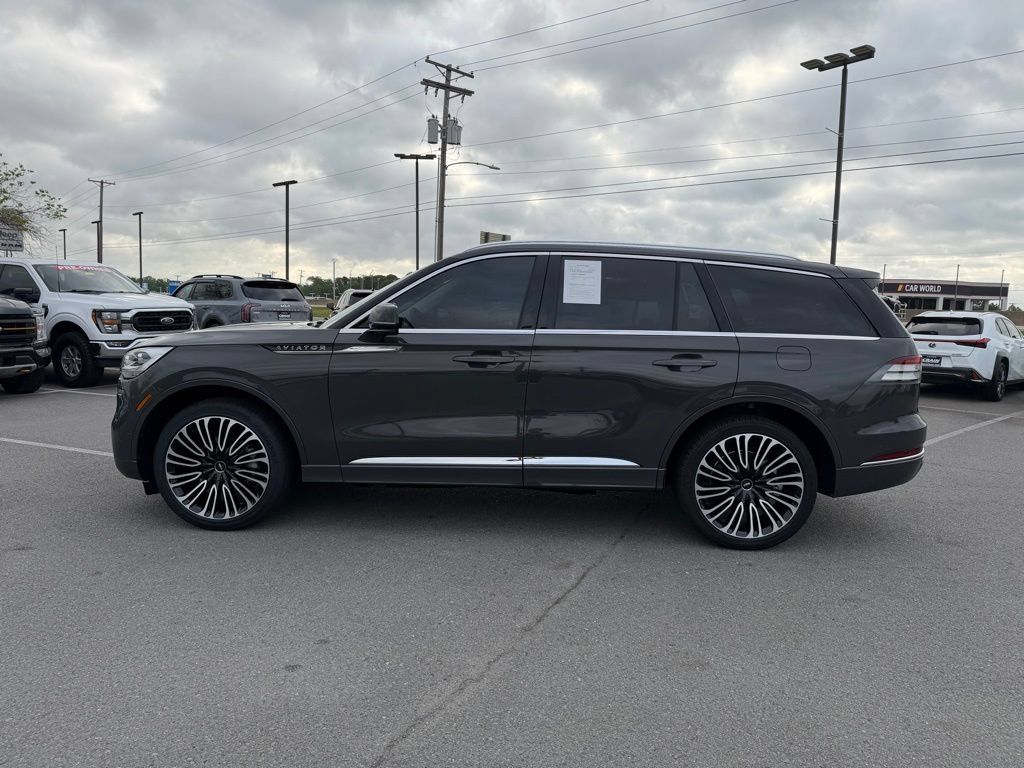 Used 2023 Lincoln Aviator Black Label w/ Dynamic Handling Package AWD/4WD image 4