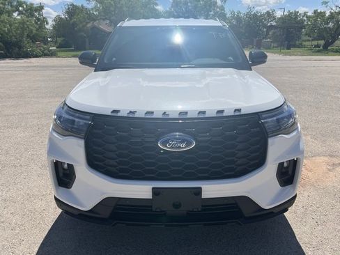 New 2025 Ford Explorer ST-Line w/ Premium Package image 2