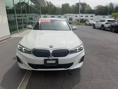 Certified 2023 BMW 330i xDrive Sedan w/ Driving Assistance Package AWD/4WD image 4