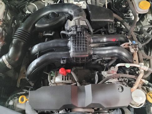 Used 2015 Subaru Impreza 2.0i Limited image 30