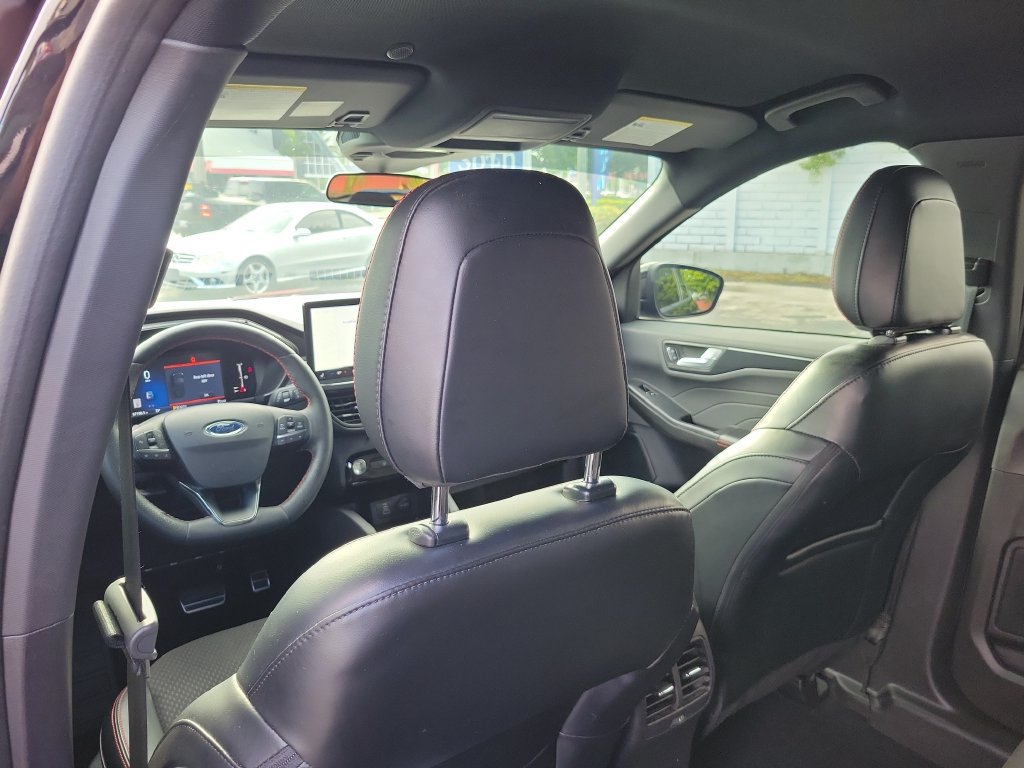 Used 2024 Ford Escape ST-Line Select w/ Tech Pack #1 AWD/4WD image 15