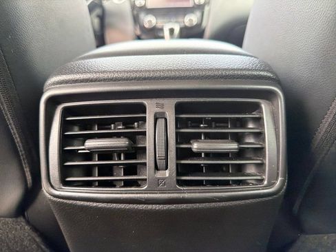 Used 2022 Nissan Rogue Sport SL AWD/4WD image 25