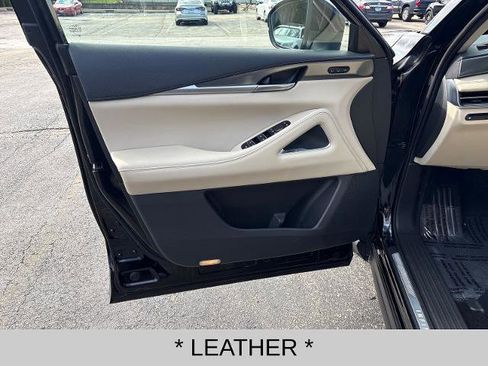 Certified 2023 INFINITI QX60 Luxe w/ Performance Audio Package image 10