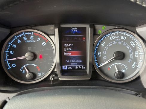 Used 2020 Toyota Tacoma TRD Sport w/ TRD Premium Sport Package image 26