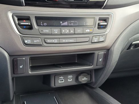Used 2025 Honda Ridgeline RTL image 32
