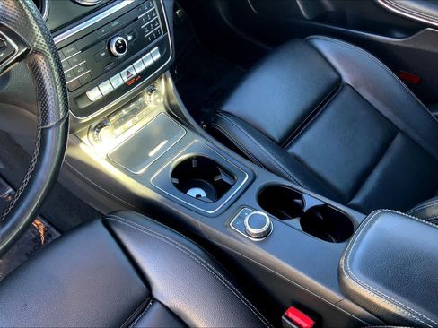 Used 2019 Mercedes-Benz CLA 250 CLA 250 image 17