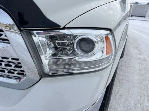 Used 2018 RAM 1500 Laramie w/ Convenience Group image 19