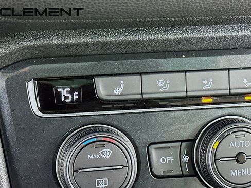 Used 2019 Volkswagen Tiguan SE w/ Panoramic Sunroof Package image 22