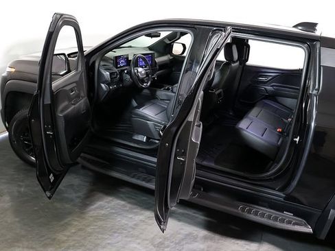 Used 2024 Chevrolet Silverado EV W/T AWD/4WD image 5