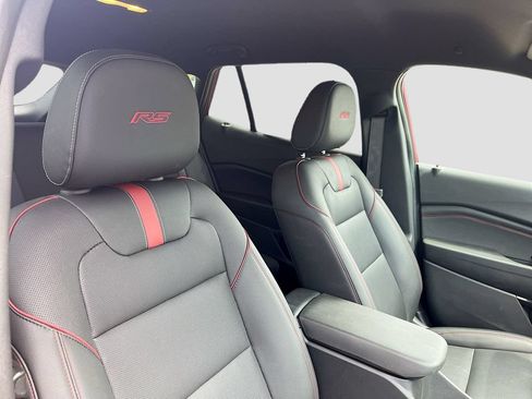 Used 2024 Chevrolet Trax RS FWD image 26