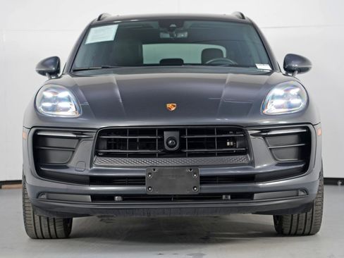 Used 2023 Porsche Macan w/ Premium Plus Package image 7