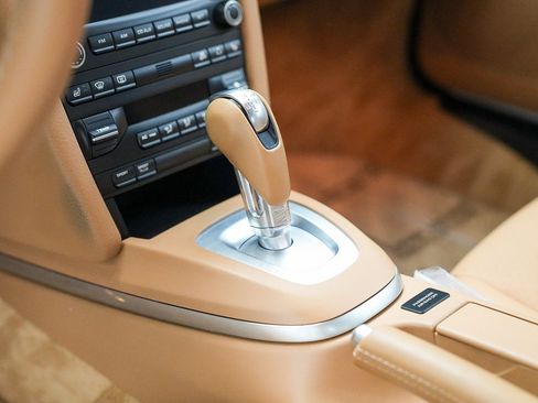 Used 2010 Porsche Cayman S image 23