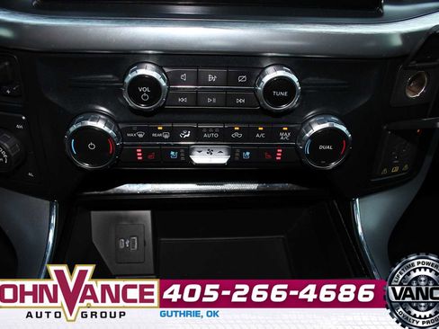 Used 2022 Ford F150 Lariat w/ Trailer Tow Package AWD/4WD image 38