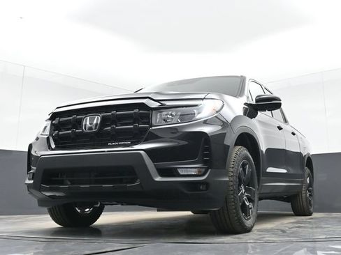 Used 2025 Honda Ridgeline Black Edition image 46
