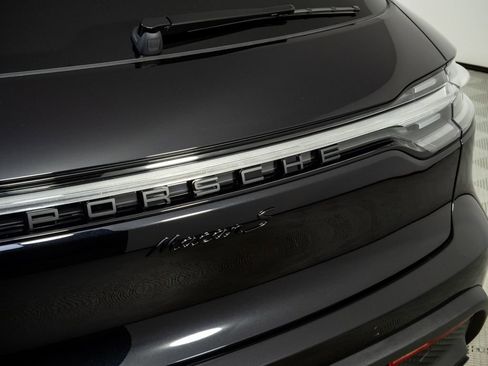 New 2026 Porsche Macan S image 37