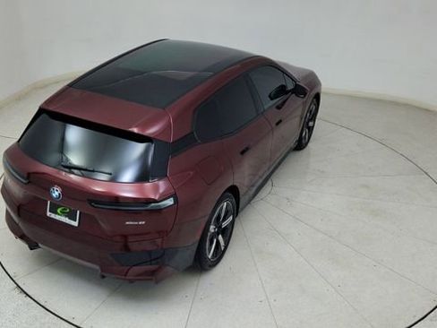 Used 2023 BMW iX xDrive50 w/ Premium Package image 86