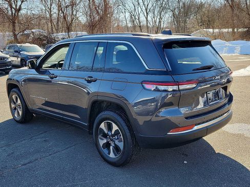 Used 2022 Jeep Grand Cherokee Limited 4xe image 4