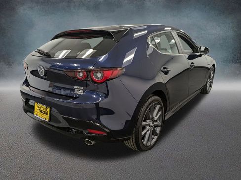 Used 2023 MAZDA MAZDA3 s image 4