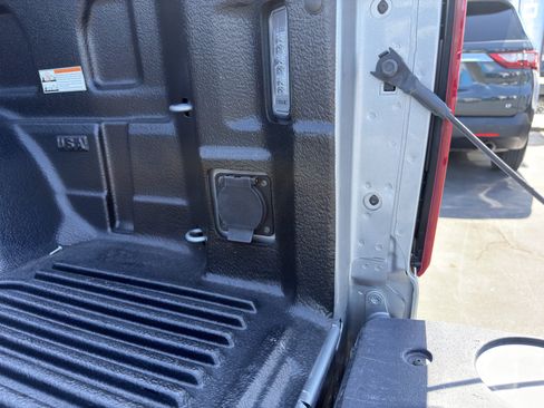 Used 2026 Chevrolet Silverado 1500 RST AWD/4WD image 19