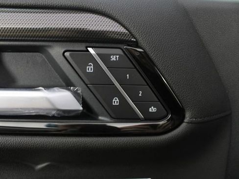 New 2026 GMC Sierra 1500 AT4 w/ AT4 Premium Package AWD/4WD image 18