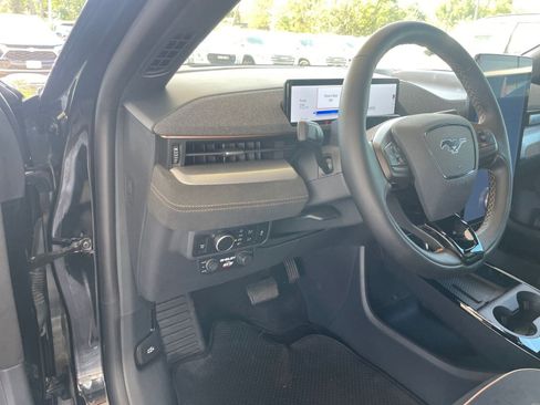Used 2023 Ford Mustang Mach-E GT image 39
