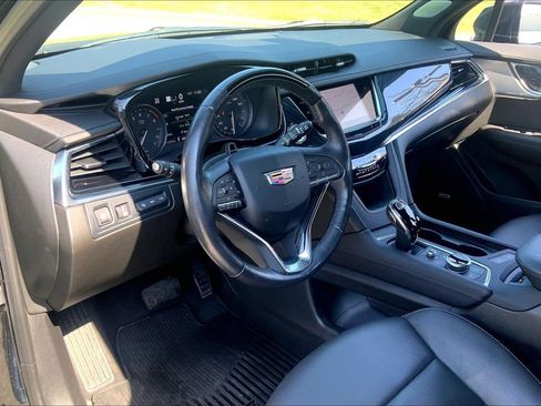 Certified 2023 Cadillac XT6 Premium Luxury w/ Technology Package AWD/4WD image 15